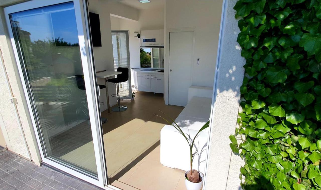 Penthouse Jacuzzi & Pool Apartmants Опатія Екстер'єр фото