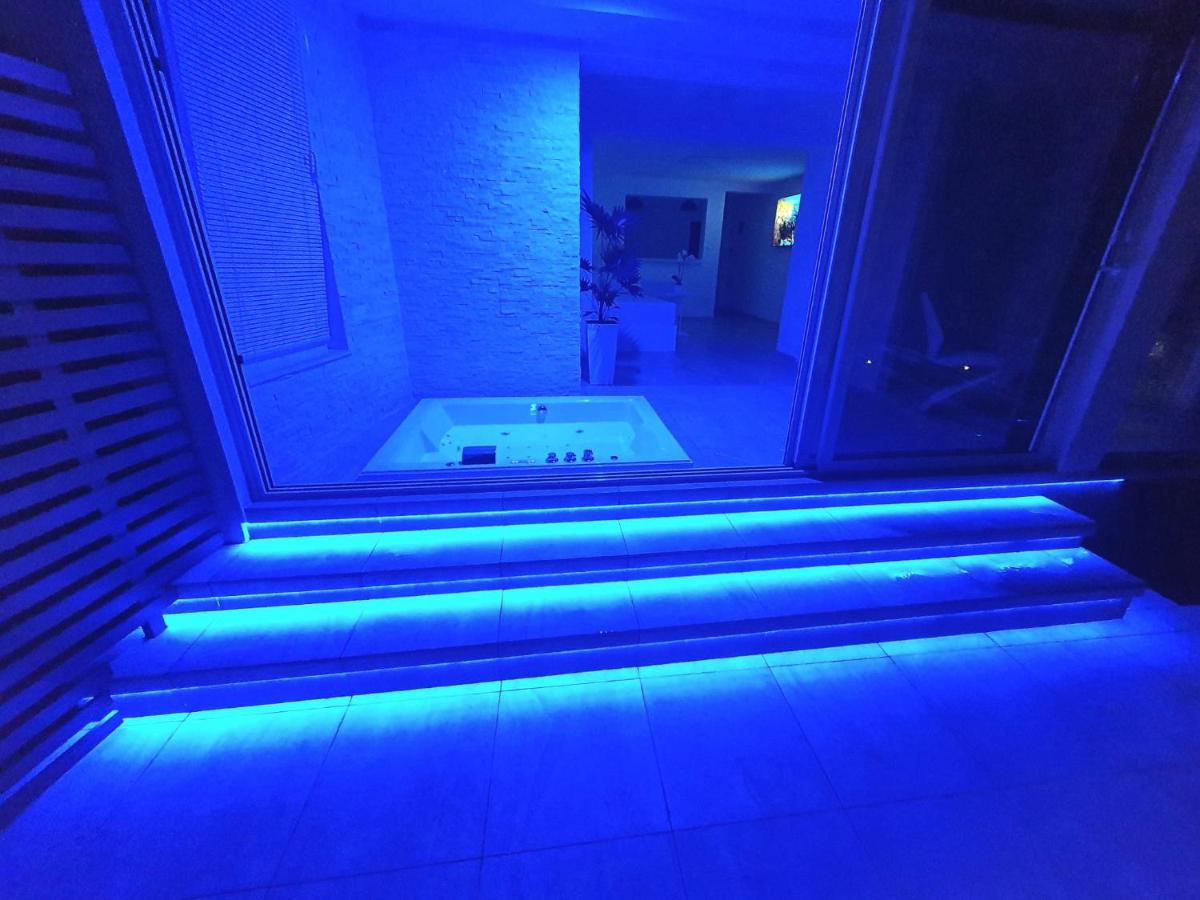 Penthouse Jacuzzi & Pool Apartmants Опатія Екстер'єр фото