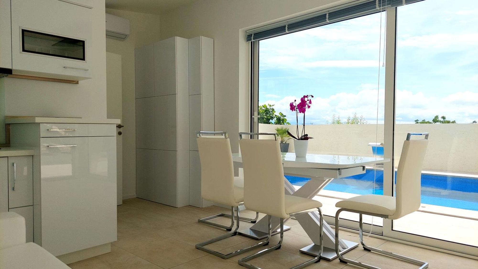 Penthouse Jacuzzi & Pool Apartmants Опатія Екстер'єр фото