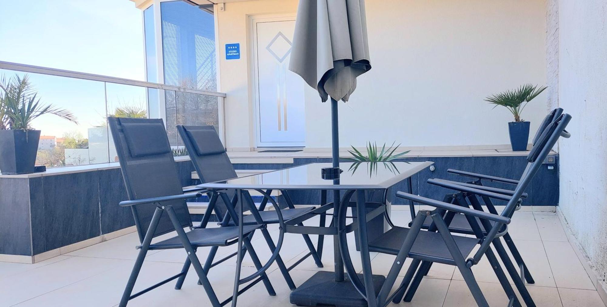Penthouse Jacuzzi & Pool Apartmants Опатія Екстер'єр фото